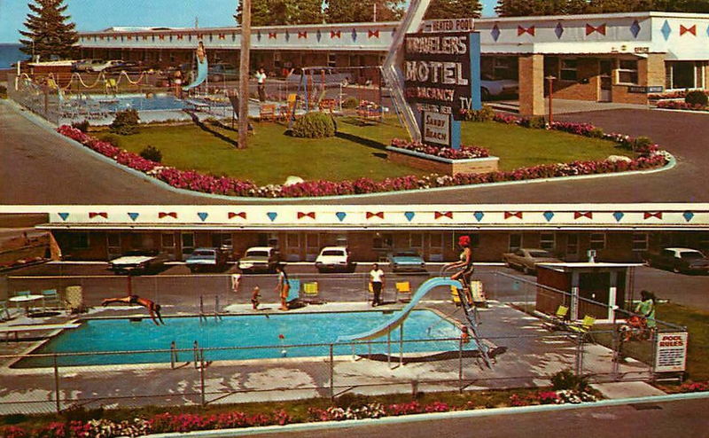 Travelers Motel - Vintage Post Card (newer photo)